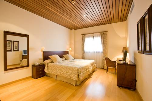 Imagen de la habitación del Hotel De Bodegas Hacienda Albae. Foto 4