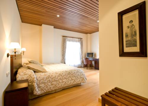 Imagen de la habitación del Hotel De Bodegas Hacienda Albae. Foto 7