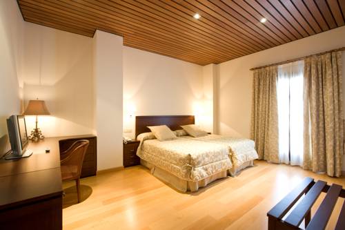 Imagen de la habitación del Hotel De Bodegas Hacienda Albae. Foto 15