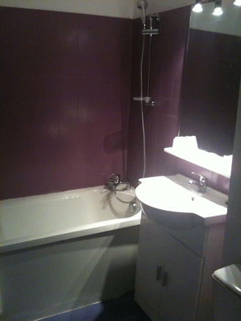 Imagen de la habitación del Hotel De Bordeaux, Gare du Nord. Foto 6