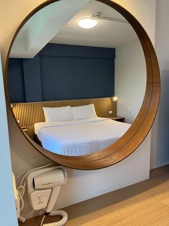 Imagen de la habitación del Hotel De Botan Bangna. Foto 16