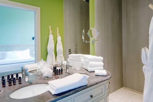 Imagen de la habitación del Hotel De Bouilhac. Foto 3