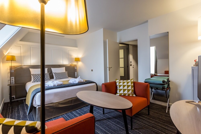 Imagen de la habitación del Hotel De Bourbon - Mercure Bourges. Foto 11