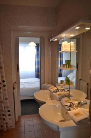 Imagen de la habitación del Hotel De Bretagne, Kermah&eacute;. Foto 5