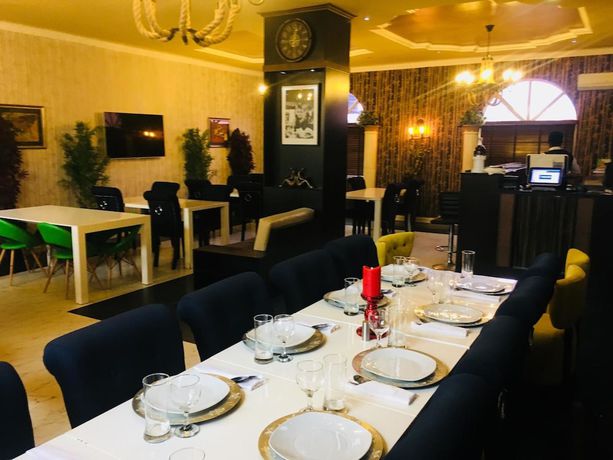 Imagen del bar/restaurante del Hotel De Brit. Foto 3