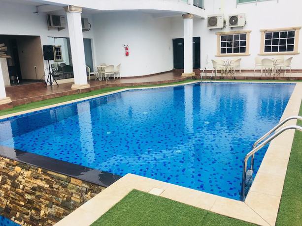 Imagen de la piscina del Hotel De Brit. Foto 19