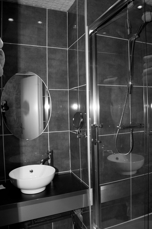 Imagen de la habitación del Hotel De Brunville and Spa. Foto 7