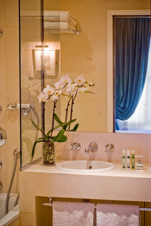 Imagen de la habitación del Hotel De Buci. Foto 7