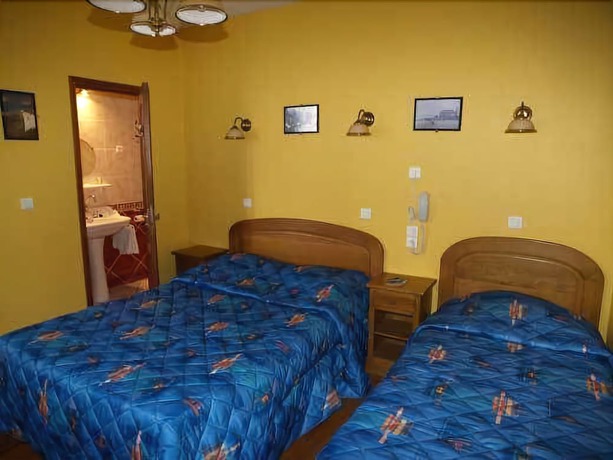 Imagen de la habitación del Hotel De Calais. Foto 5
