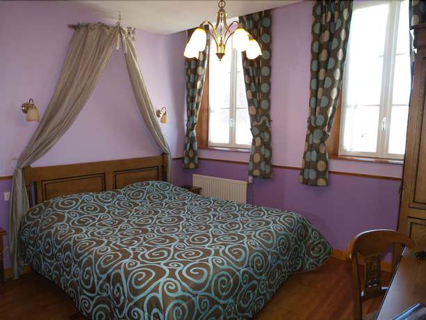Imagen de la habitación del Hotel De Calais. Foto 6
