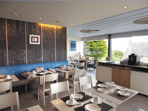 Imagen del bar/restaurante del Hotel De Carantec. Foto 8