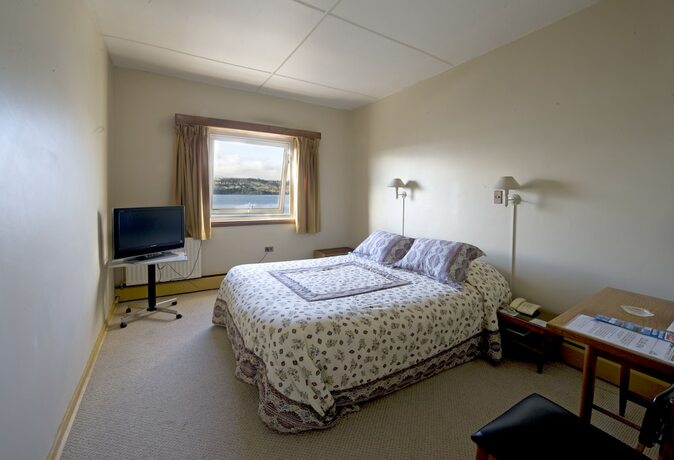 Imagen de la habitación del Hotel De Castro. Foto 16