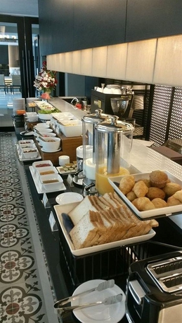 Imagen del bar/restaurante del Hotel De Chai Oriental Nimman. Foto 6