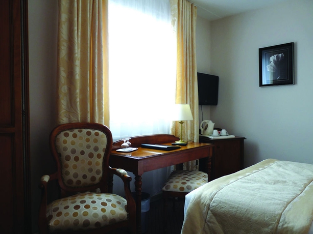 Imagen de la habitación del Hotel De Champagne, Epernay. Foto 7