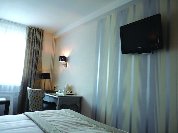 Imagen de la habitación del Hotel De Champagne, Epernay. Foto 11