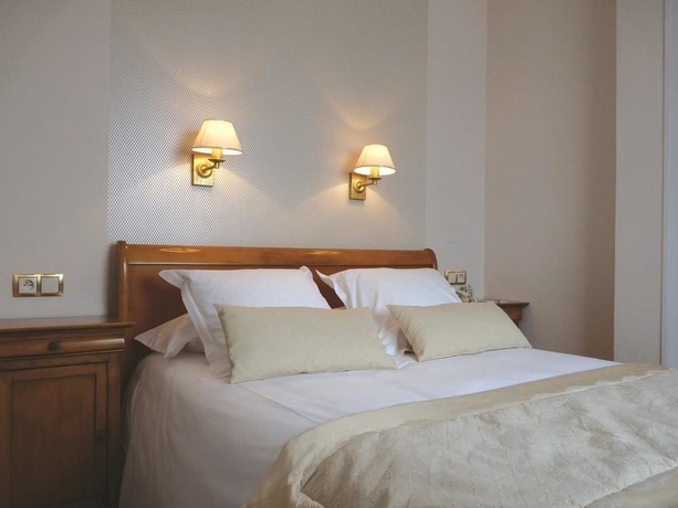 Imagen de la habitación del Hotel De Champagne, Epernay. Foto 13