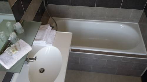 Imagen de la habitación del Hotel De Champagne, SAINT-DIZIER. Foto 14