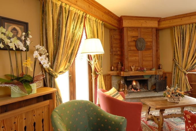 Imagen de los interiores del Hotel De Champoluc. Foto 11