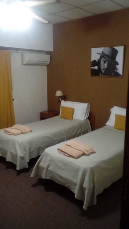 Imagen de la habitación del Hotel De Cine Las Golondrinas. Foto 6