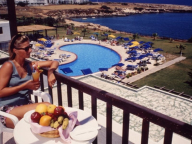 Imagen general del Hotel De Costa Bay. Foto 3