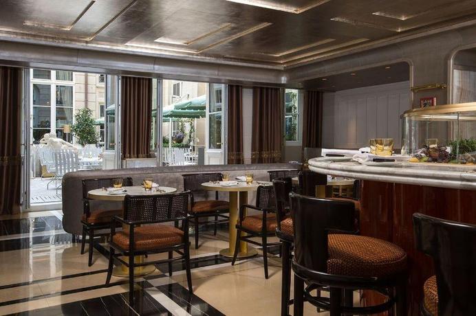 Imagen general del Hotel De Crillon. Foto 2