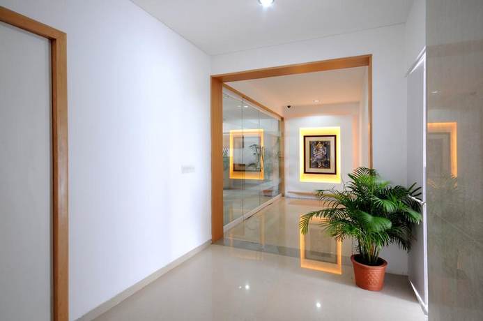 Imagen de los interiores del Hotel De Ecobiz. Foto 13