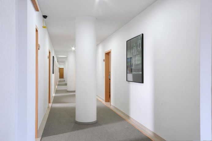 Imagen de los interiores del Hotel De Ecobiz. Foto 15