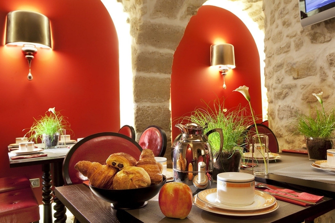 Imagen del bar/restaurante del Hotel De Fleurie. Foto 3