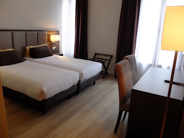Imagen de la habitación del Hotel De Flore, Montmartre-Sacr&eacute; Coeur. Foto 9