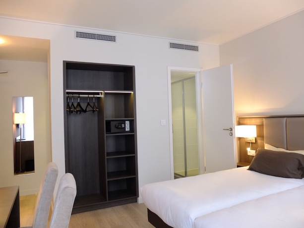 Imagen de la habitación del Hotel De Flore, Montmartre-Sacr&eacute; Coeur. Foto 17