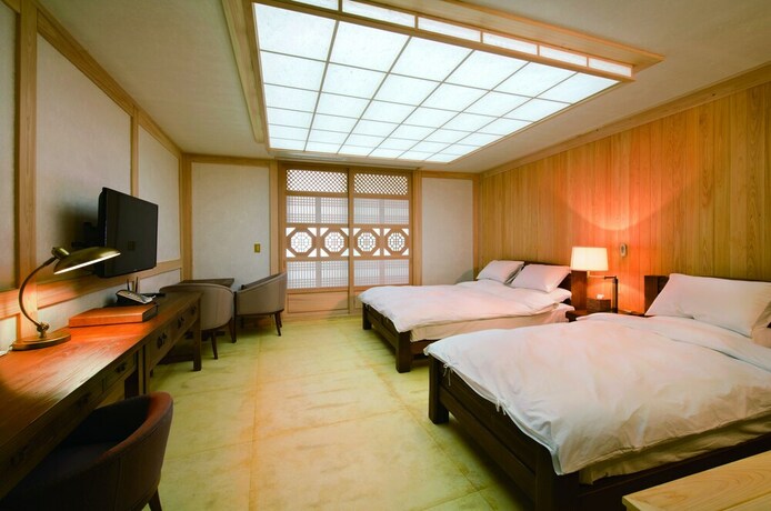 Imagen de la habitación del Hotel De Forre. Foto 14