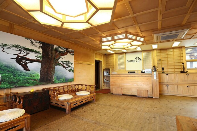 Imagen de los interiores del Hotel De Forre. Foto 36
