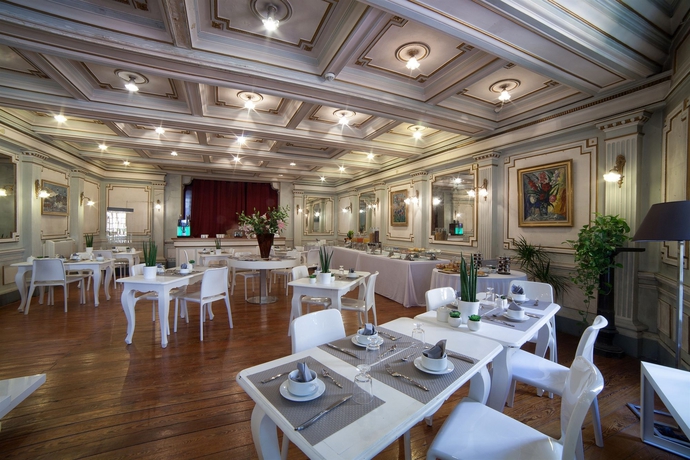 Imagen del bar/restaurante del Hotel De France, Aix en Provence. Foto 3