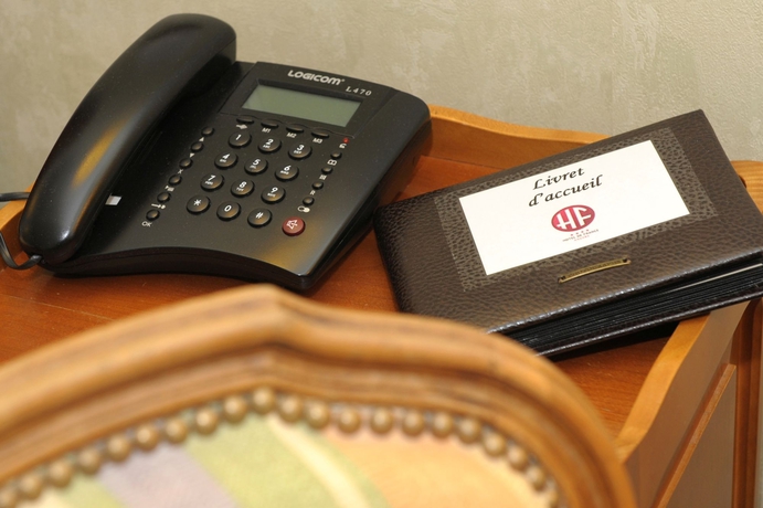 Imagen de la habitación del Hotel De France, Angers. Foto 6