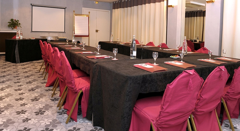 Imagen de los interiores del Hotel De France, Angers. Foto 16