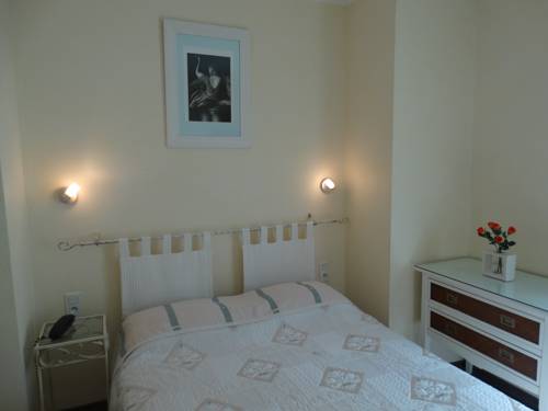 Imagen de la habitación del Hotel De France, BEZIERS. Foto 5