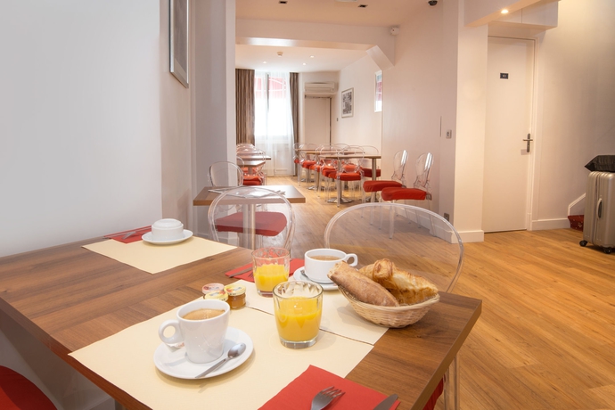 Imagen del bar/restaurante del Hotel De France, Cannes. Foto 7