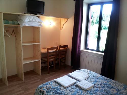 Imagen de la habitación del Hotel De France, Chaudeyrac. Foto 14