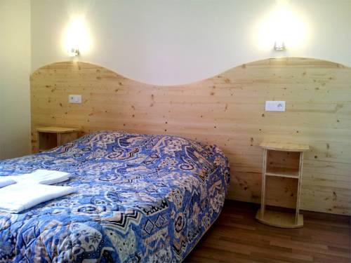 Imagen de la habitación del Hotel De France, Chaudeyrac. Foto 15