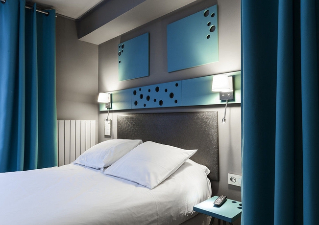 Imagen de la habitación del Hotel De France Invalides. Foto 6