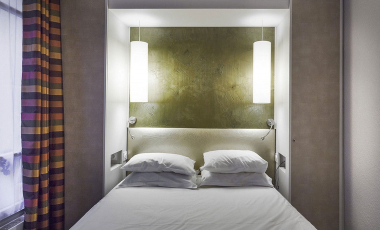 Imagen de la habitación del Hotel De France Invalides. Foto 7