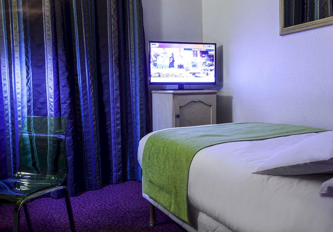 Imagen de la habitación del Hotel De France Invalides. Foto 12