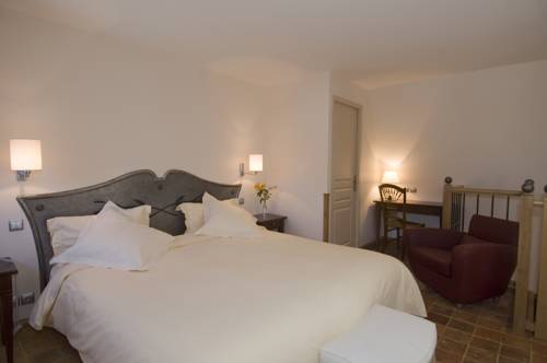 Imagen de la habitación del Hotel De France, Mende. Foto 6