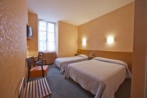 Imagen de la habitación del Hotel De France, Meyracq. Foto 9