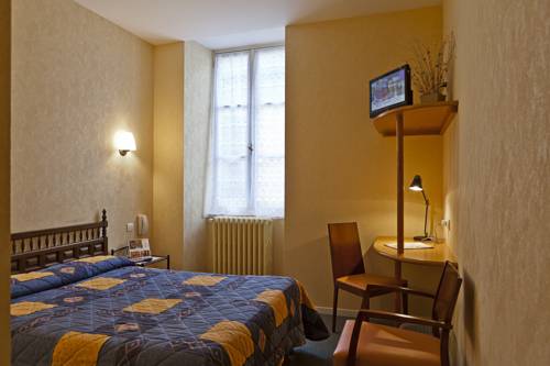 Imagen de la habitación del Hotel De France, Meyracq. Foto 13