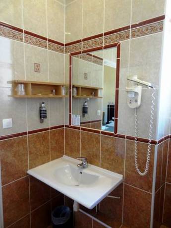 Imagen de la habitación del Hotel De France, NARBONNE. Foto 4