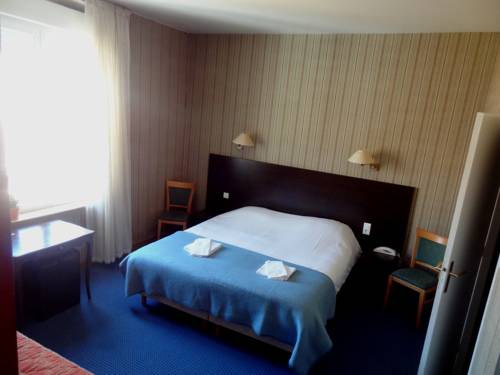 Imagen de la habitación del Hotel De France, NARBONNE. Foto 12