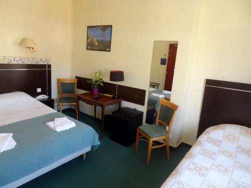 Imagen de la habitación del Hotel De France, NARBONNE. Foto 15