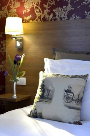 Imagen de la habitación del Hotel De France, Ornans. Foto 8