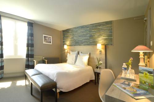 Imagen de la habitación del Hotel De France, Ornans. Foto 16